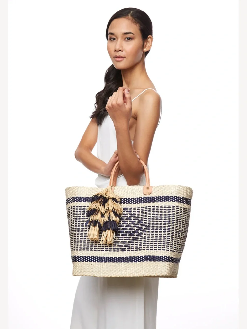Mar y sol Ibiza Tote 100% woven sisal basket tote - Picture 3 of 16